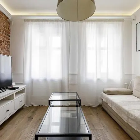 Golden - Old Town - Great Location &uniwersytecka Апартаменты